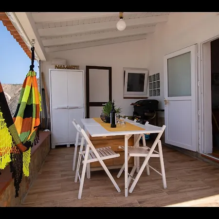 Wake Up To The Sea In Charming House In *
