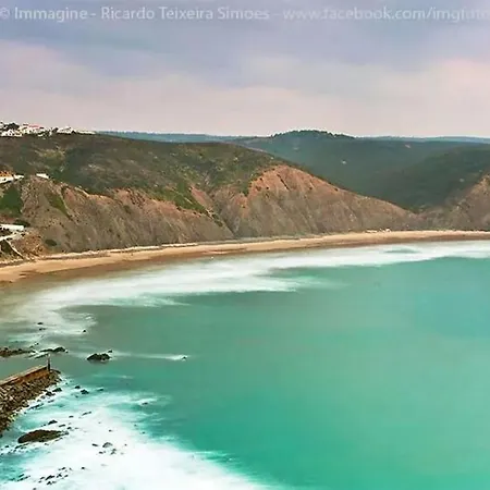 アパート House With 2 Bedrooms In Aljezur, With Wonderful Sea View, Furnished Balcony ...